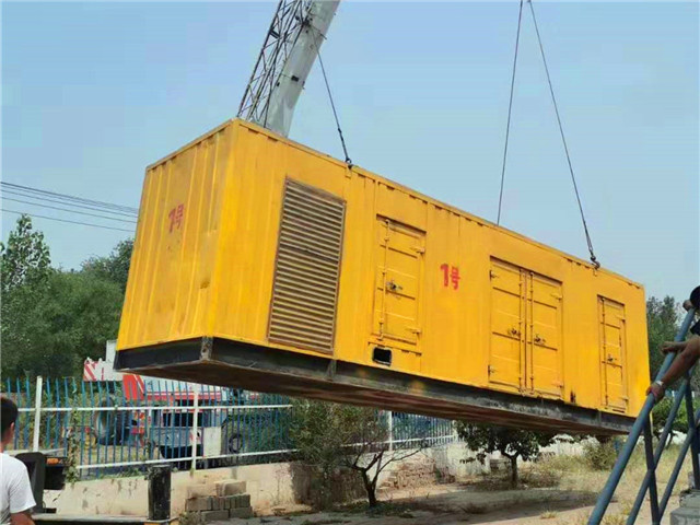 红旗300KW柴油发电机组油耗是多少?